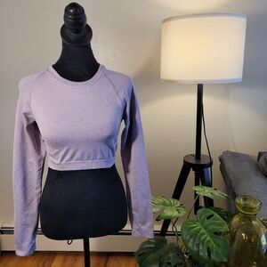 Gymshark Women's Long Sleeve Crop Top - Light Purple Size Medium EUC